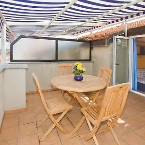 residenza-adelaide.hotelitalianriviera.com/